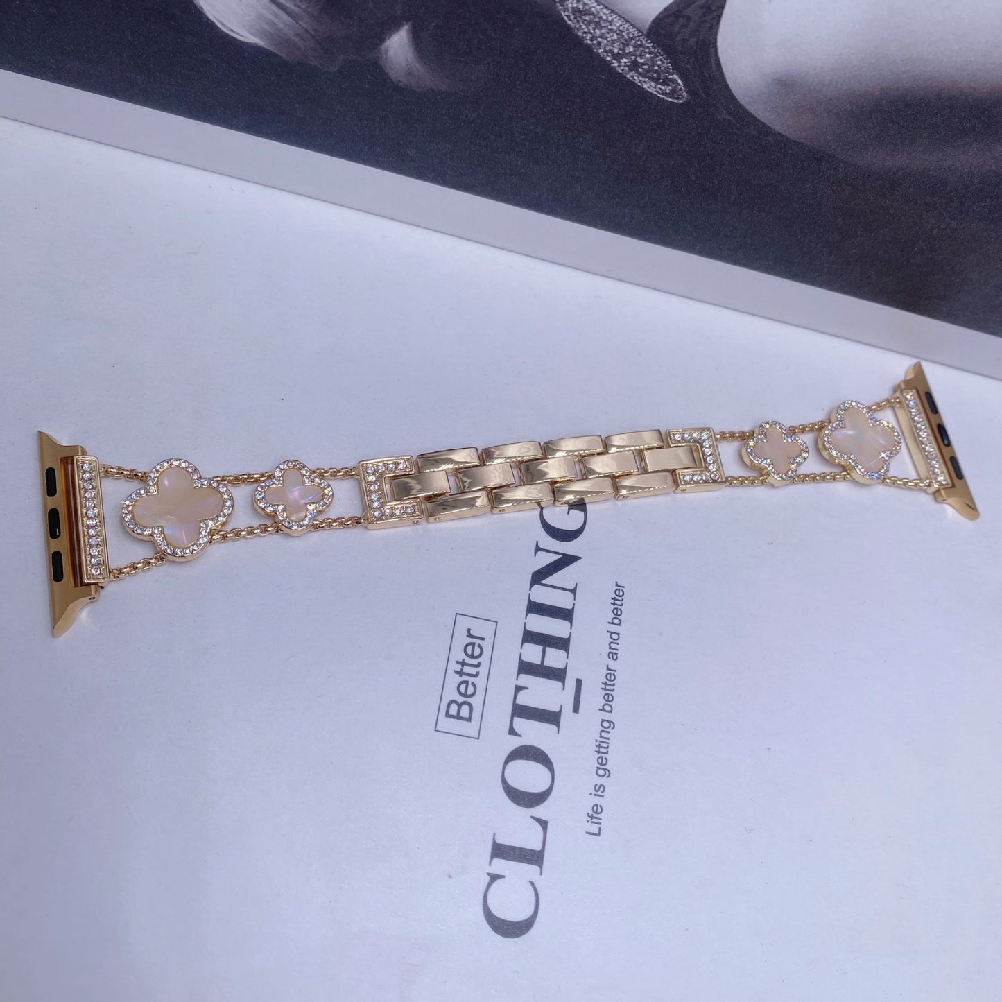 Fashionable Diamond Studded Four Leaf Clover Metal Strap